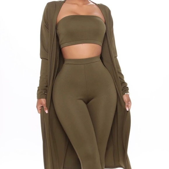 Fashion Nova Other - FashionNova Olive green 3 piece set.